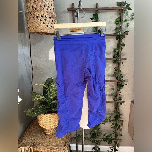 ☑️Lululemon Studio Crop Pigment Blue Sz 4 - Picture 8 of 8